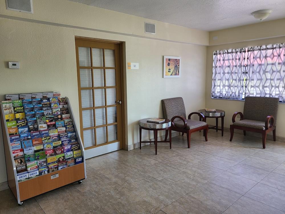 Quality Inn & Suites Orlando East - Ucf Area Alafaya Exteriör bild