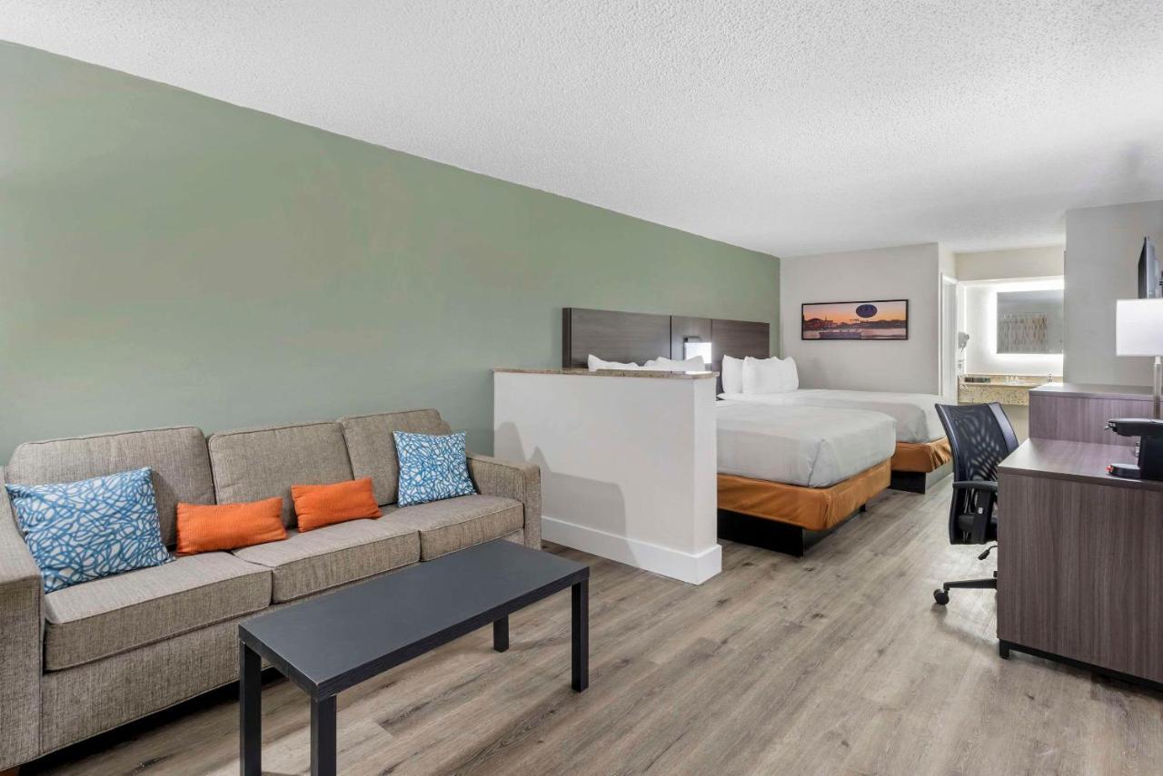Quality Inn & Suites Orlando East - Ucf Area Alafaya Exteriör bild