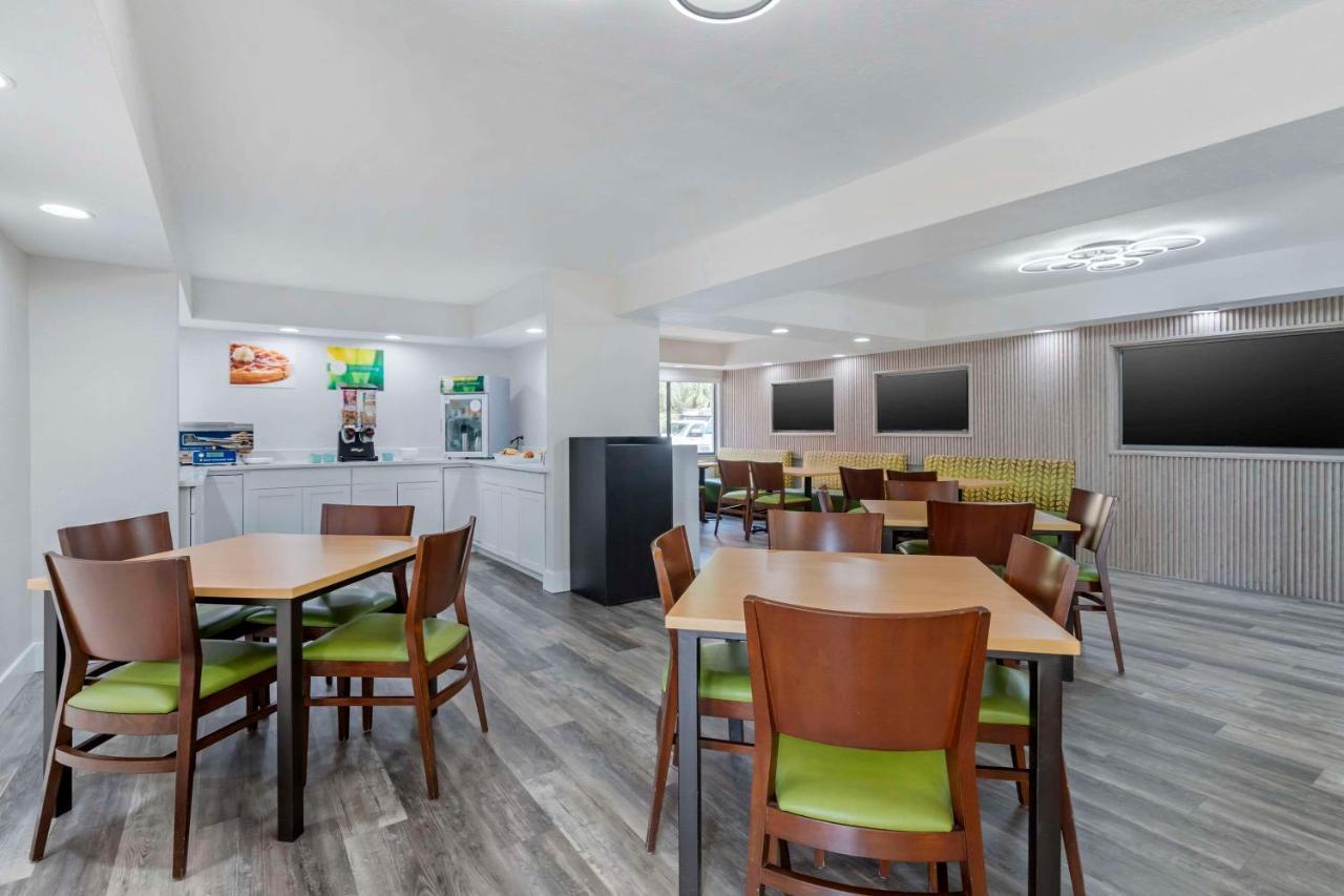 Quality Inn & Suites Orlando East - Ucf Area Alafaya Exteriör bild