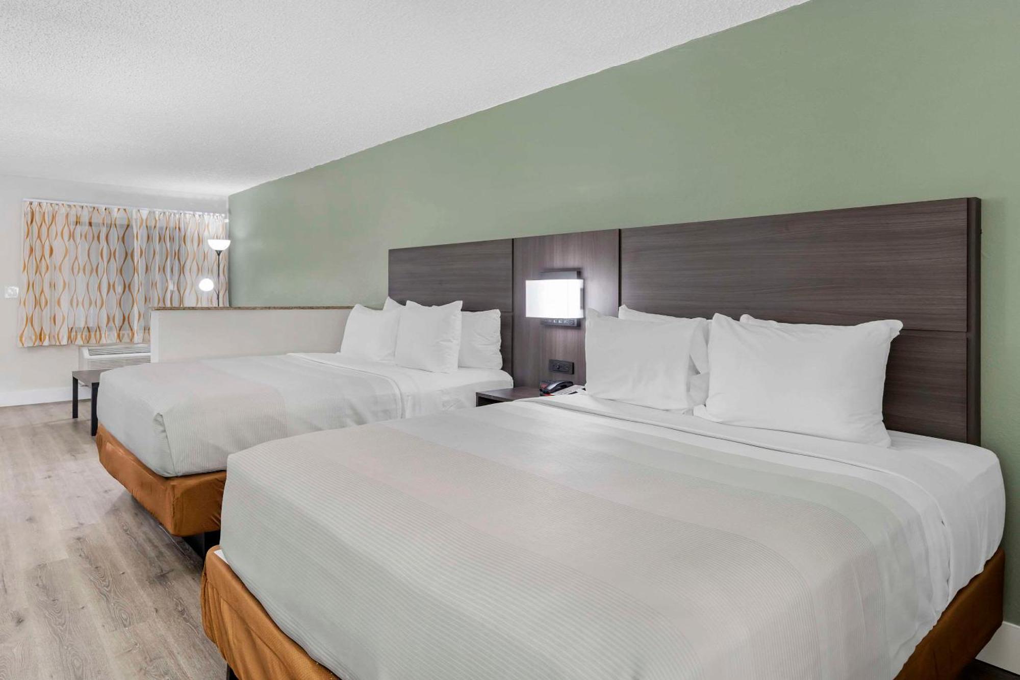 Quality Inn & Suites Orlando East - Ucf Area Alafaya Exteriör bild