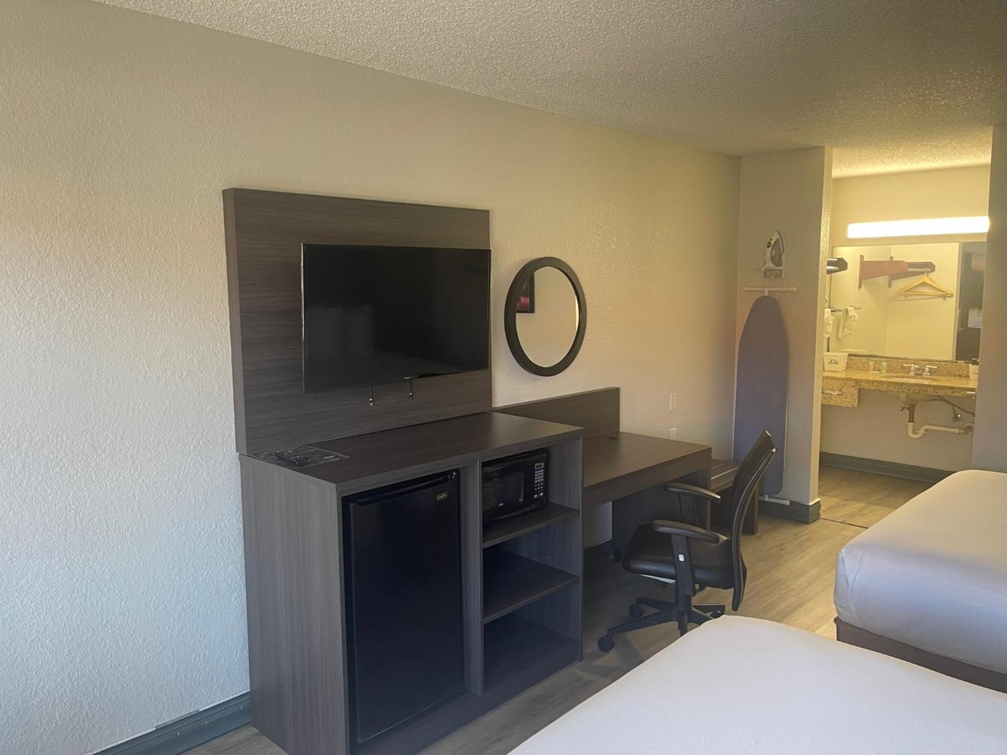 Quality Inn & Suites Orlando East - Ucf Area Alafaya Exteriör bild