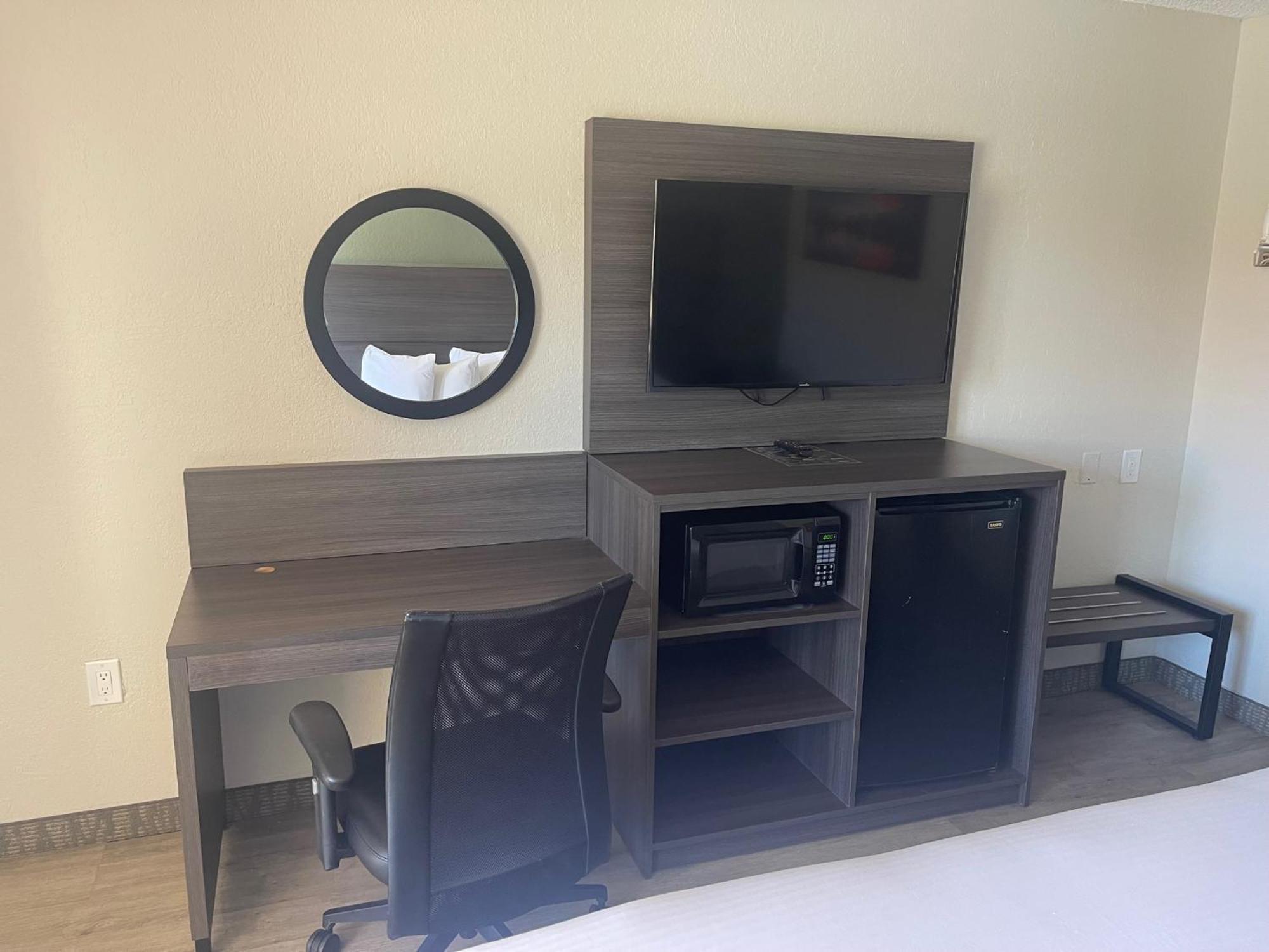 Quality Inn & Suites Orlando East - Ucf Area Alafaya Exteriör bild